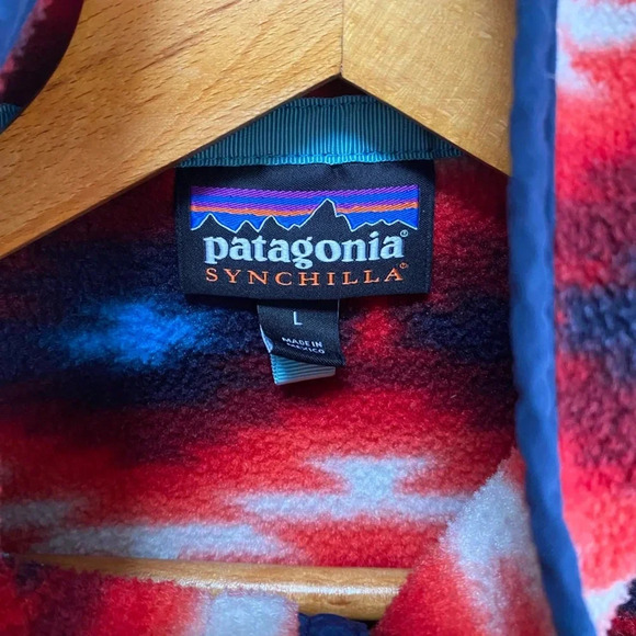 Patagonia Synchilla Jacket Women’s Large Aztec Red Wild Desert Print Snap T - Picture 3 of 9